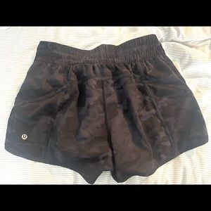 Lululemon 4” Track That Short size 10